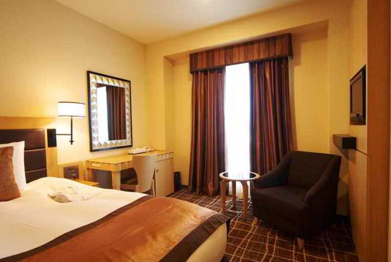 Doubletree By Hilton Naha Hotel Bilik gambar